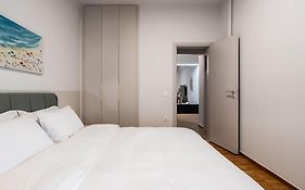 Delightful Sense 2Bd Apt In Kolonaki 7 Min To Metro