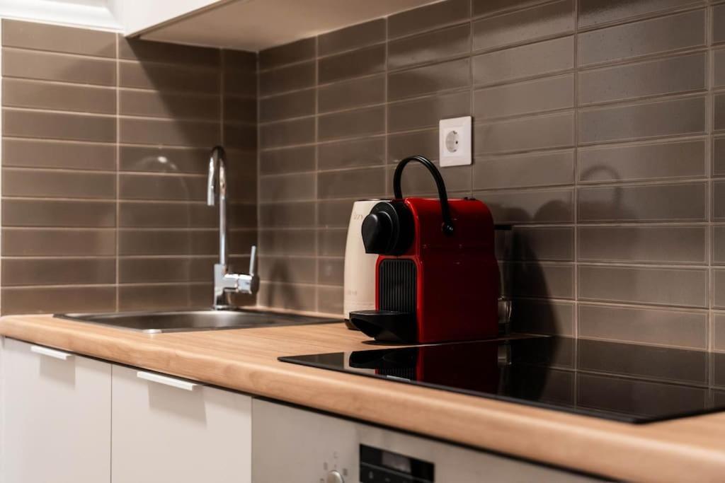 Delightful Sense 2Bd Apt In Kolonaki 7 Min To Metro Αθήνα Εξωτερικό φωτογραφία